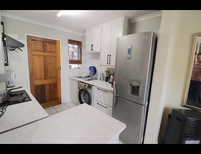 2 BEDROOM TOWNHOUSE FOR SALE IN SONNEGLANS
